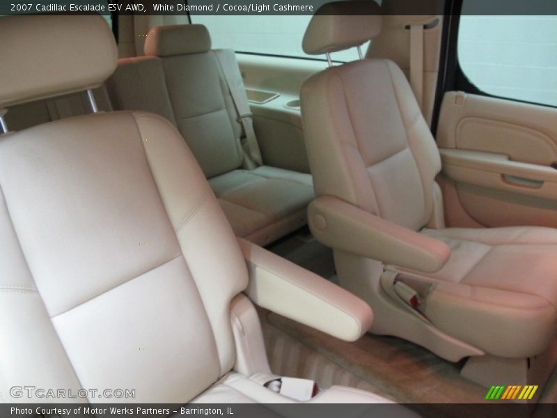 White Diamond / Cocoa/Light Cashmere 2007 Cadillac Escalade ESV AWD