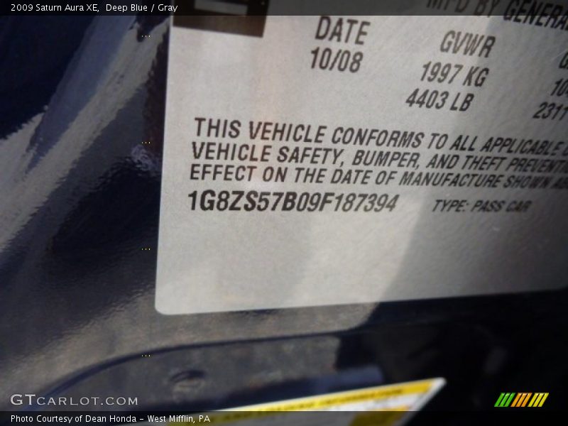 Deep Blue / Gray 2009 Saturn Aura XE