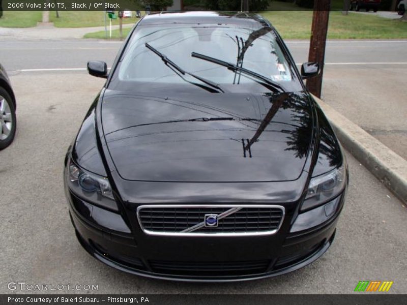 Black / Off Black 2006 Volvo S40 T5