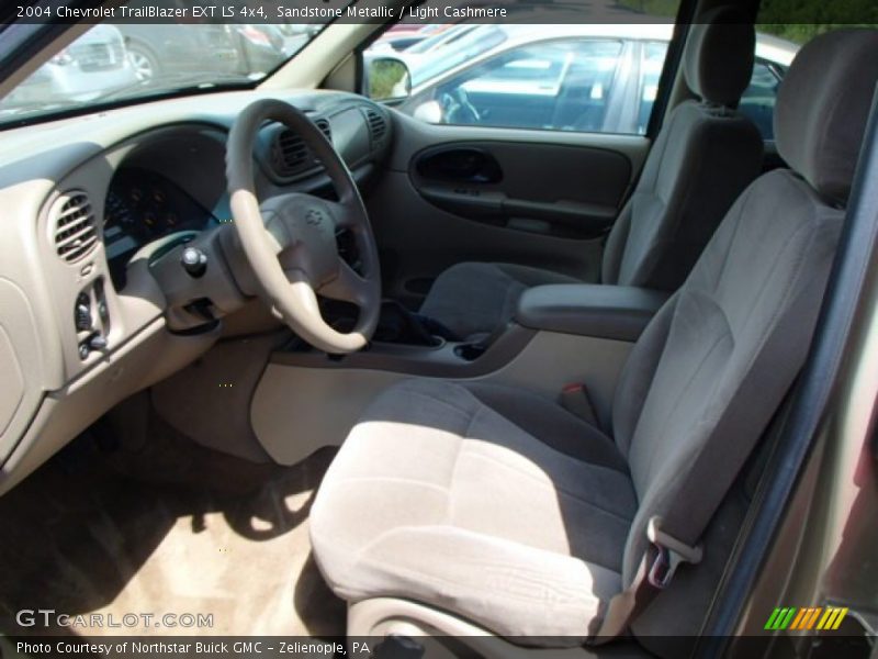Sandstone Metallic / Light Cashmere 2004 Chevrolet TrailBlazer EXT LS 4x4