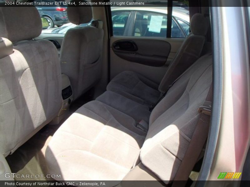 Sandstone Metallic / Light Cashmere 2004 Chevrolet TrailBlazer EXT LS 4x4