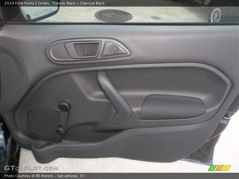 Tuxedo Black / Charcoal Black 2014 Ford Fiesta S Sedan