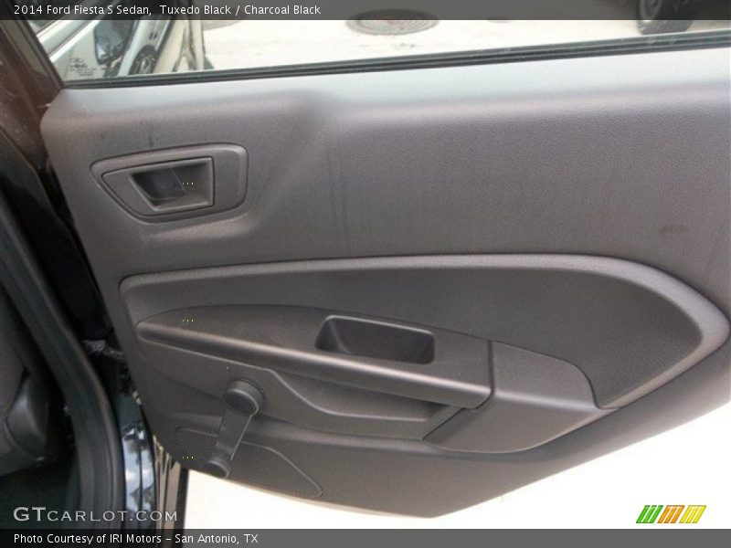 Tuxedo Black / Charcoal Black 2014 Ford Fiesta S Sedan