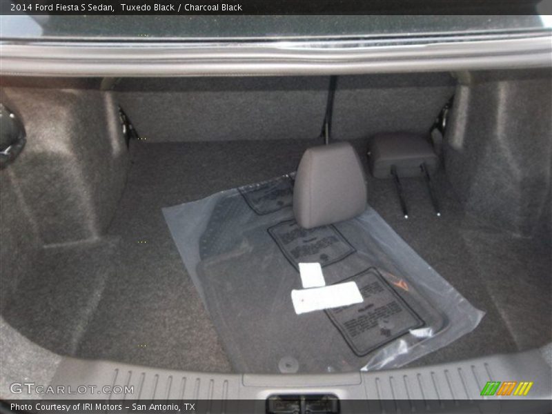 Tuxedo Black / Charcoal Black 2014 Ford Fiesta S Sedan