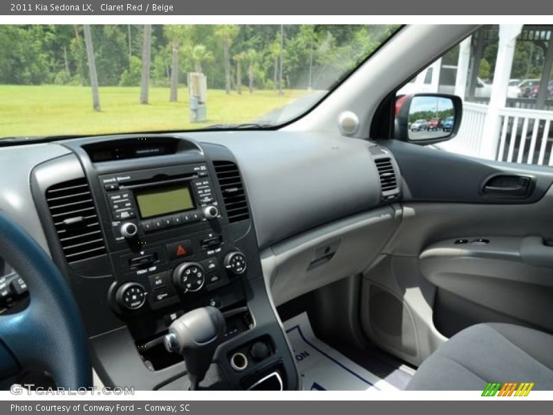 Claret Red / Beige 2011 Kia Sedona LX
