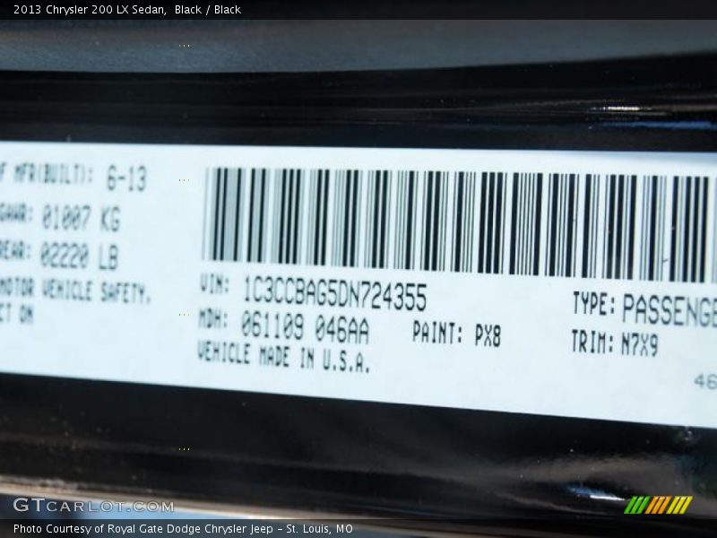 Black / Black 2013 Chrysler 200 LX Sedan