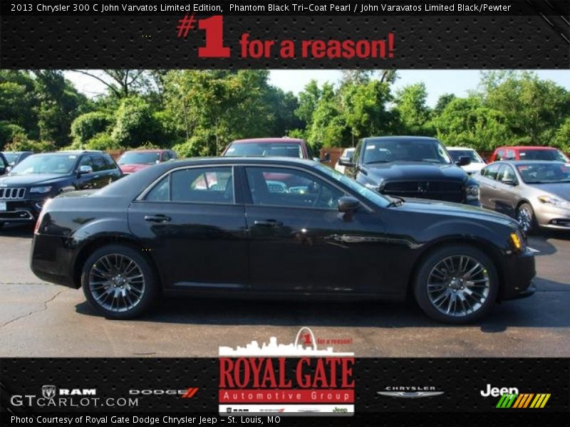 Phantom Black Tri-Coat Pearl / John Varavatos Limited Black/Pewter 2013 Chrysler 300 C John Varvatos Limited Edition