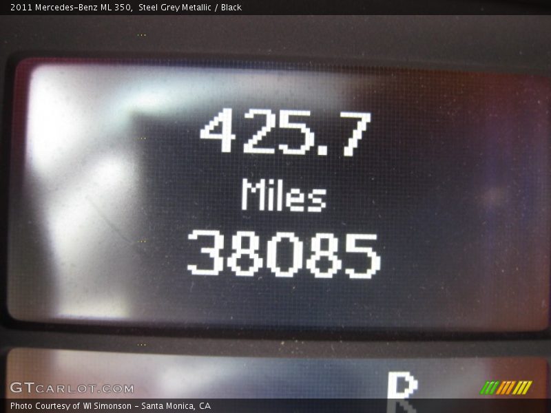 Steel Grey Metallic / Black 2011 Mercedes-Benz ML 350