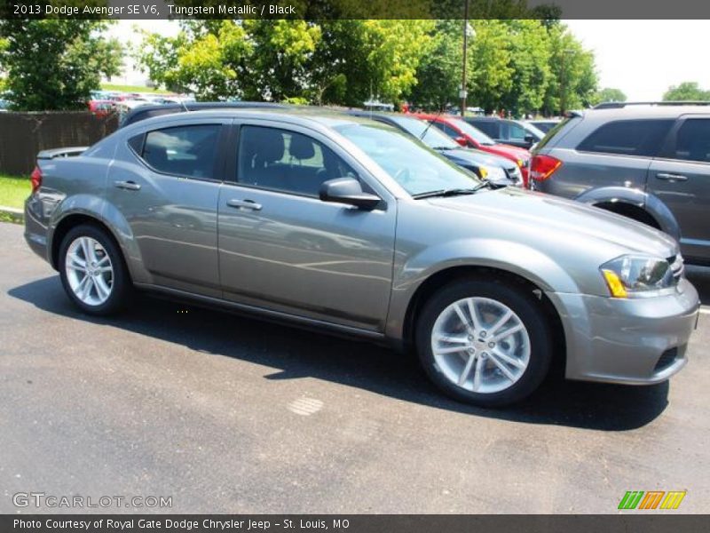 Tungsten Metallic / Black 2013 Dodge Avenger SE V6