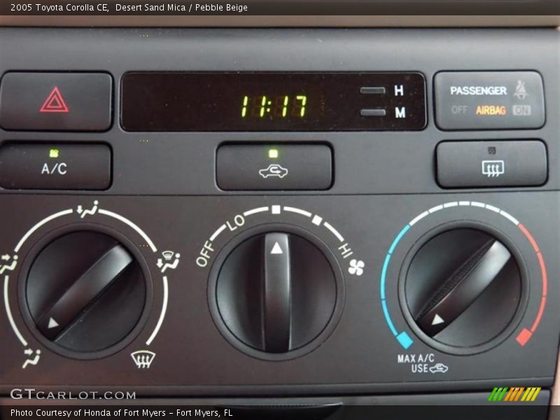 Desert Sand Mica / Pebble Beige 2005 Toyota Corolla CE