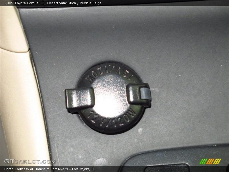 Desert Sand Mica / Pebble Beige 2005 Toyota Corolla CE