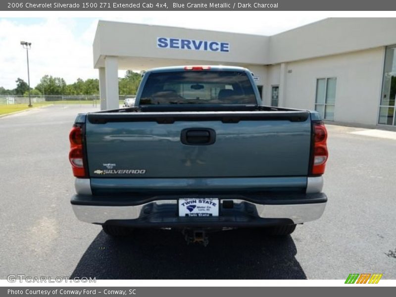Blue Granite Metallic / Dark Charcoal 2006 Chevrolet Silverado 1500 Z71 Extended Cab 4x4