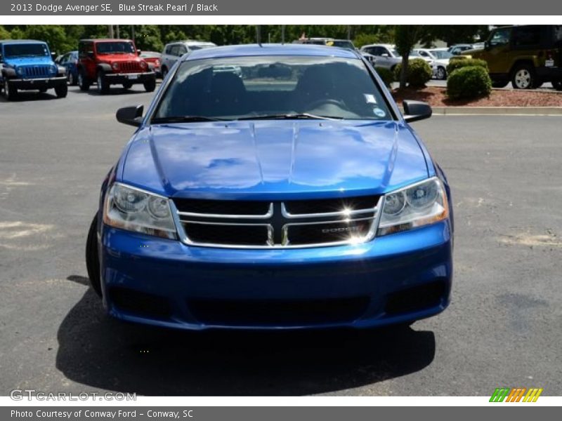 Blue Streak Pearl / Black 2013 Dodge Avenger SE