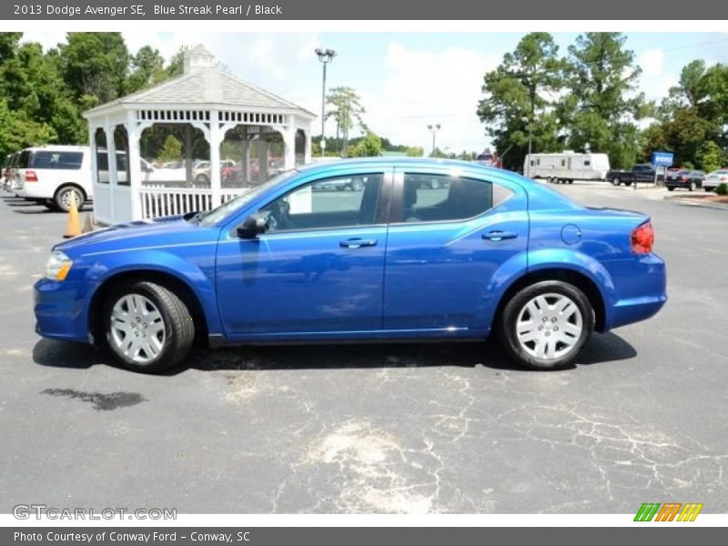 Blue Streak Pearl / Black 2013 Dodge Avenger SE