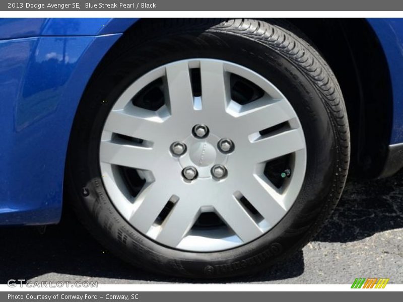 Blue Streak Pearl / Black 2013 Dodge Avenger SE
