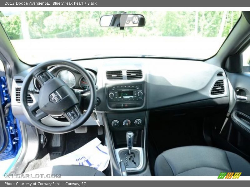 Blue Streak Pearl / Black 2013 Dodge Avenger SE