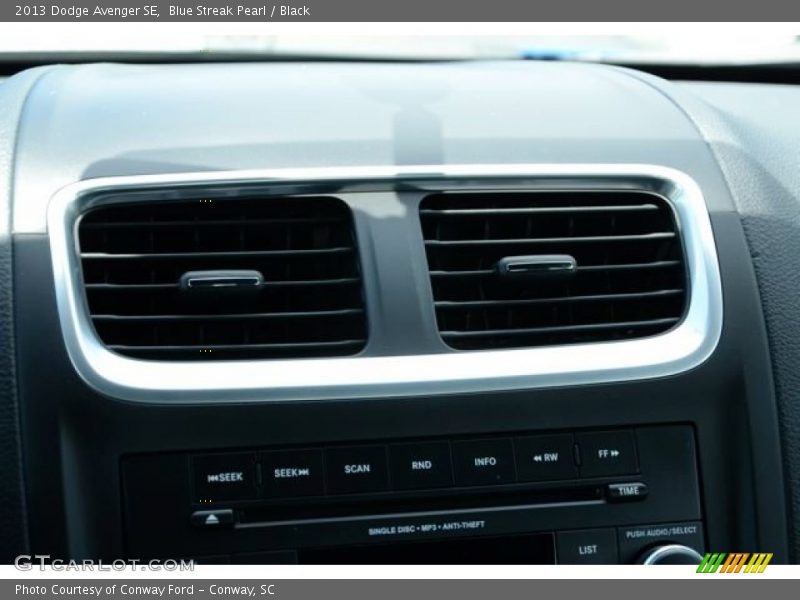 Blue Streak Pearl / Black 2013 Dodge Avenger SE