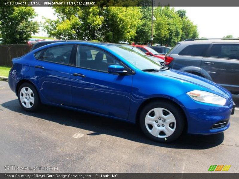Blue Streak Pearl Coat / Black 2013 Dodge Dart SE