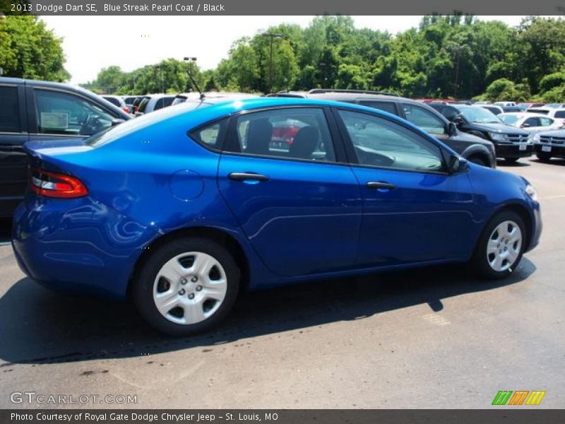 Blue Streak Pearl Coat / Black 2013 Dodge Dart SE