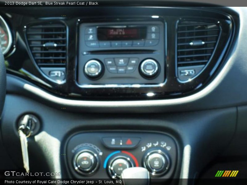 Blue Streak Pearl Coat / Black 2013 Dodge Dart SE