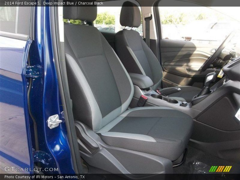 Front Seat of 2014 Escape S