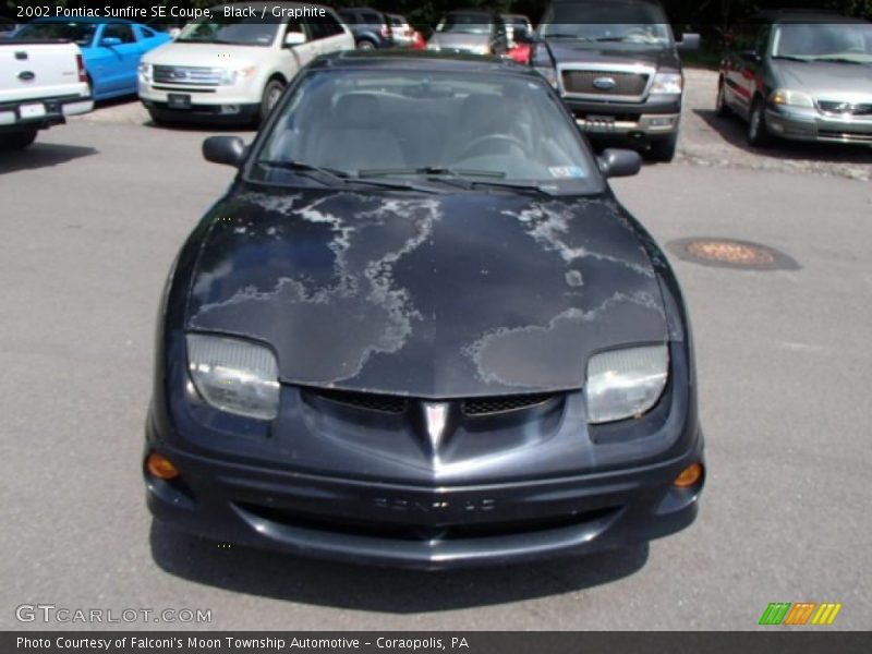 Black / Graphite 2002 Pontiac Sunfire SE Coupe