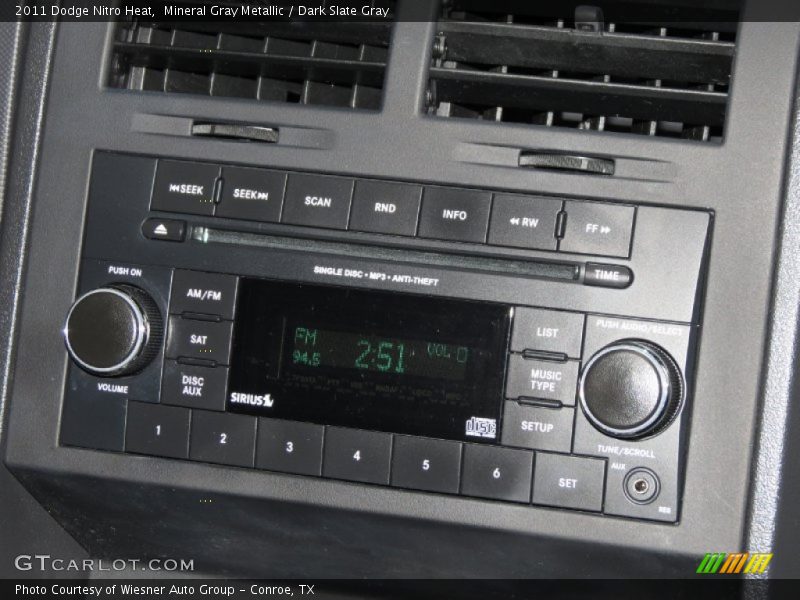 Mineral Gray Metallic / Dark Slate Gray 2011 Dodge Nitro Heat