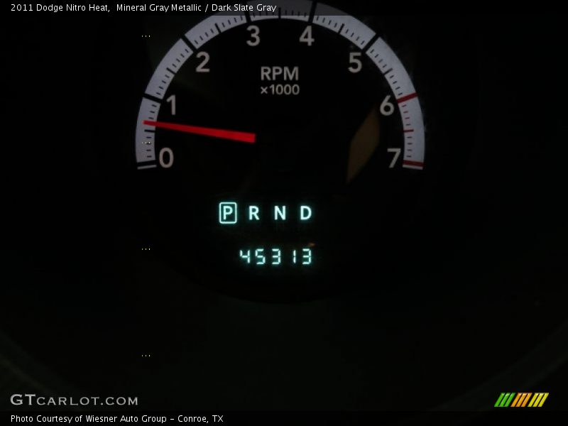 Mineral Gray Metallic / Dark Slate Gray 2011 Dodge Nitro Heat