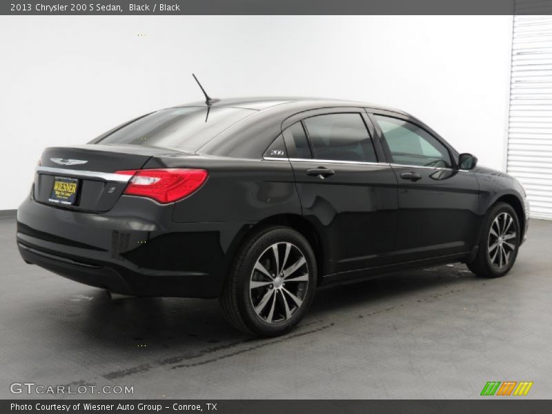 Black / Black 2013 Chrysler 200 S Sedan