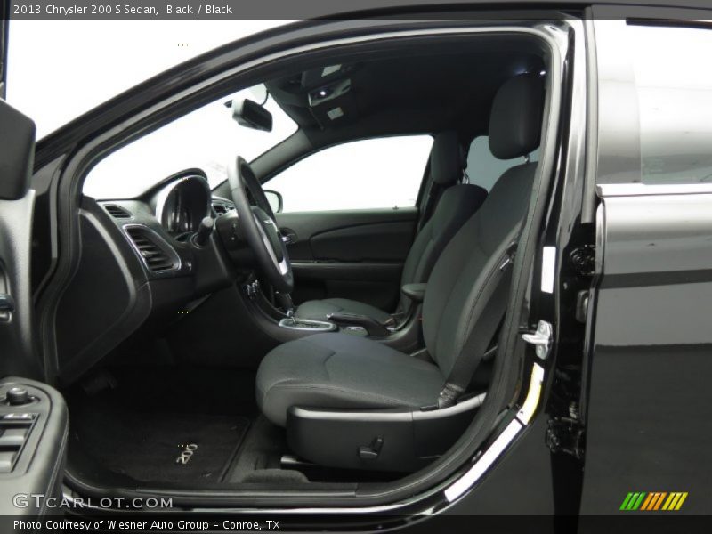 Black / Black 2013 Chrysler 200 S Sedan