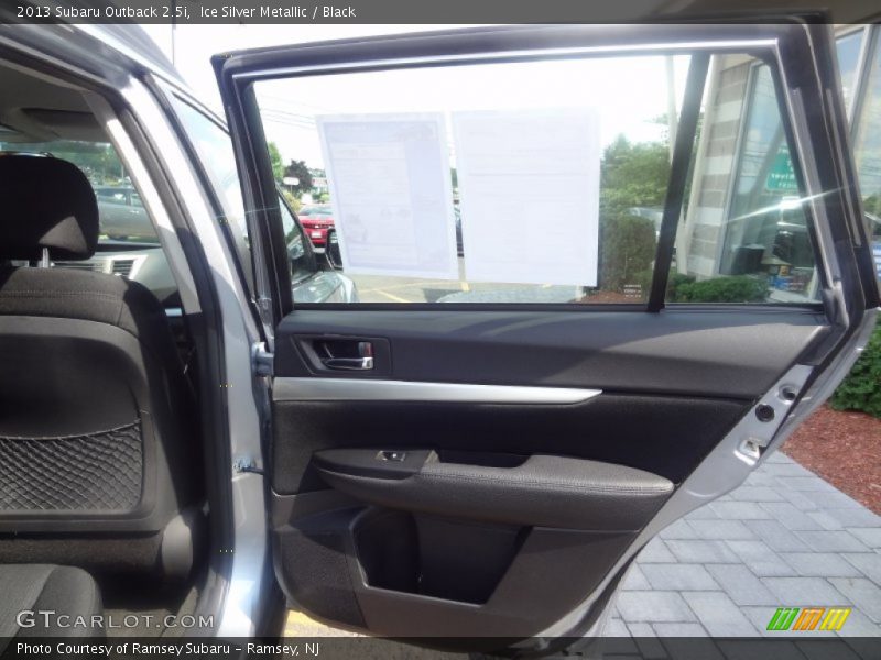 Ice Silver Metallic / Black 2013 Subaru Outback 2.5i