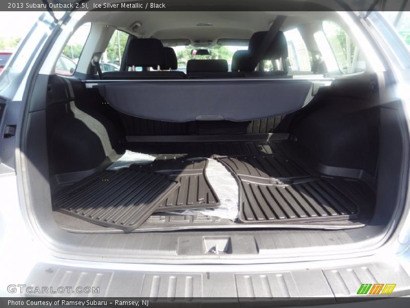 Ice Silver Metallic / Black 2013 Subaru Outback 2.5i