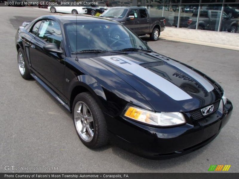 Black / Dark Charcoal 2000 Ford Mustang GT Coupe