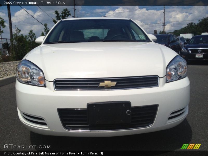 White / Gray 2009 Chevrolet Impala LT