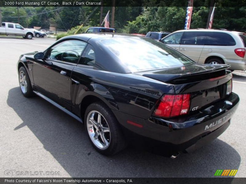 Black / Dark Charcoal 2000 Ford Mustang GT Coupe