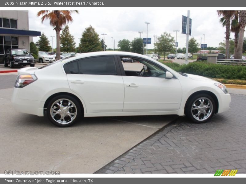 Winter Frost Pearl / Charcoal 2009 Nissan Altima 2.5 S