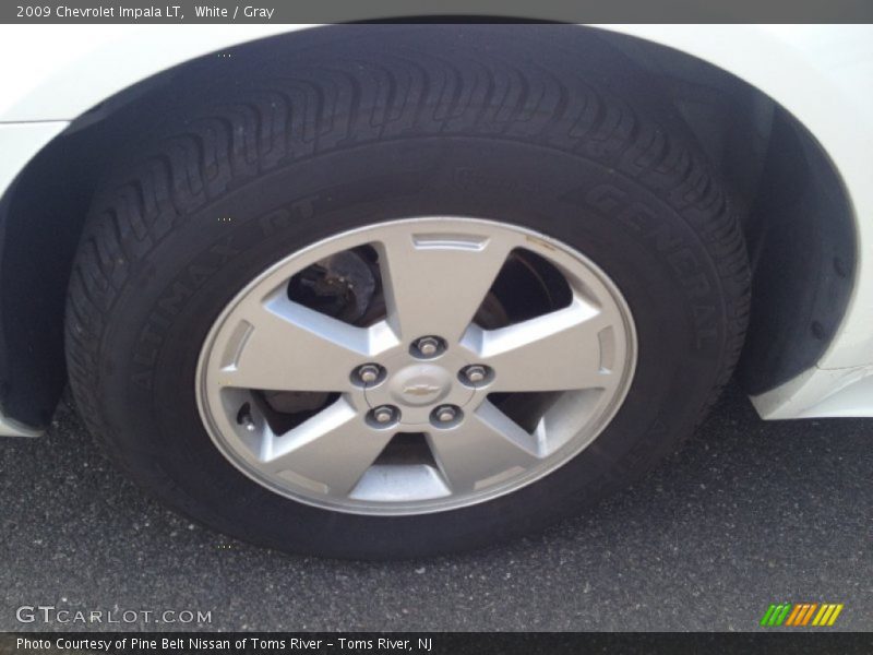 White / Gray 2009 Chevrolet Impala LT