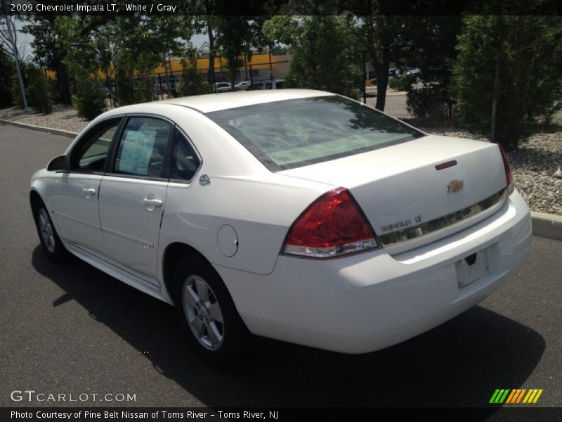 White / Gray 2009 Chevrolet Impala LT