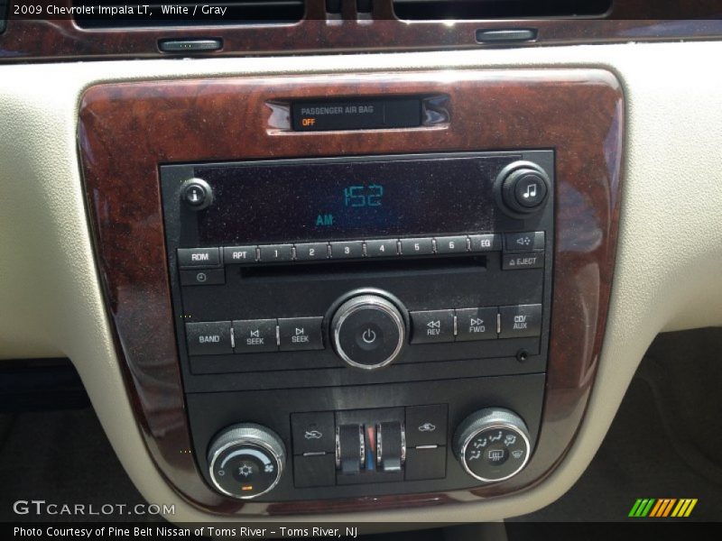 White / Gray 2009 Chevrolet Impala LT