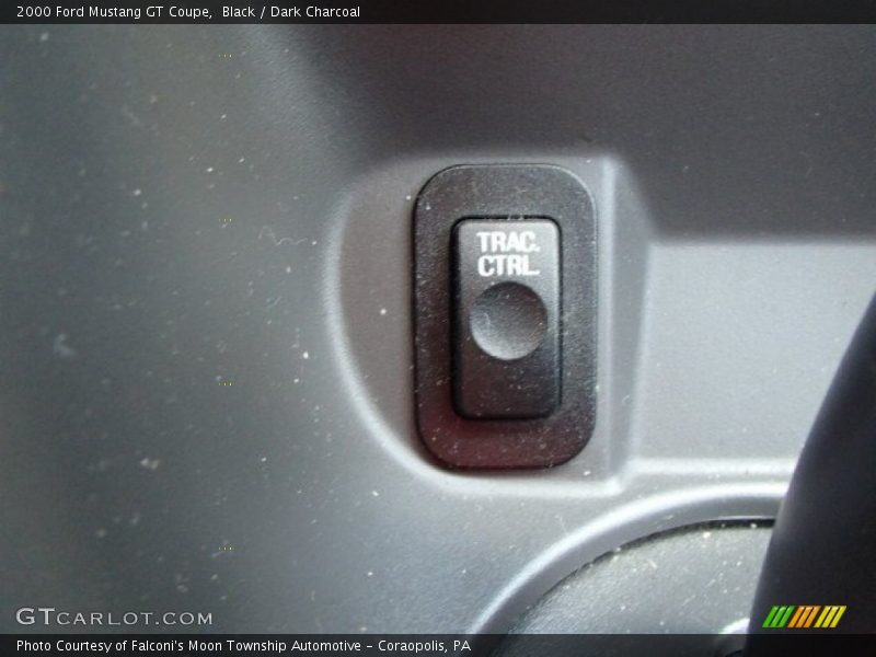 Black / Dark Charcoal 2000 Ford Mustang GT Coupe