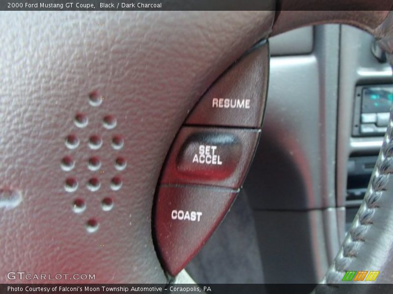 Black / Dark Charcoal 2000 Ford Mustang GT Coupe