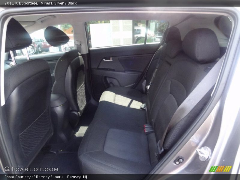 Mineral Silver / Black 2011 Kia Sportage