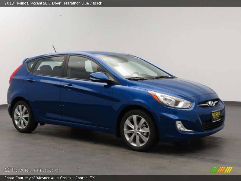 Marathon Blue / Black 2013 Hyundai Accent SE 5 Door