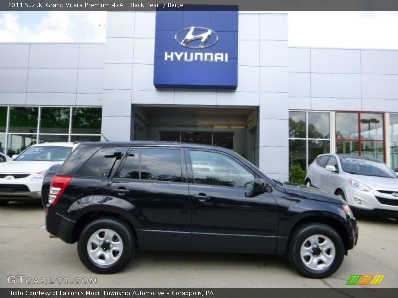 Black Pearl / Beige 2011 Suzuki Grand Vitara Premium 4x4