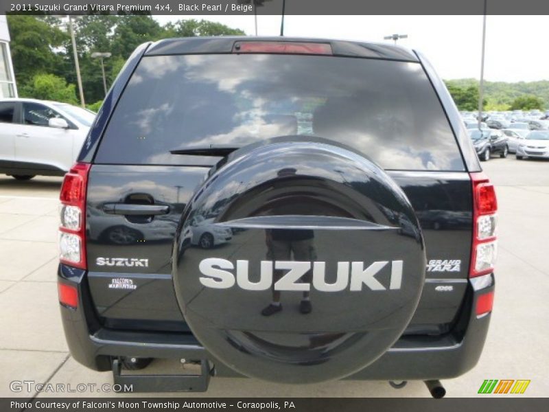 Black Pearl / Beige 2011 Suzuki Grand Vitara Premium 4x4