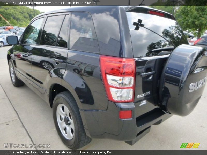 Black Pearl / Beige 2011 Suzuki Grand Vitara Premium 4x4