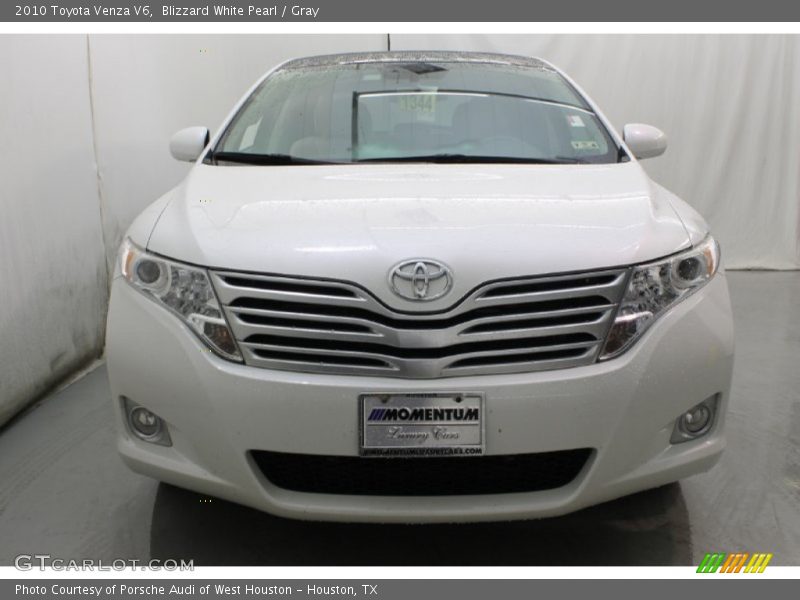 Blizzard White Pearl / Gray 2010 Toyota Venza V6