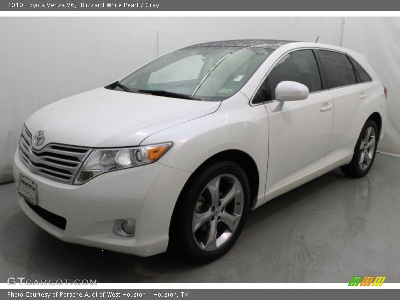 Blizzard White Pearl / Gray 2010 Toyota Venza V6