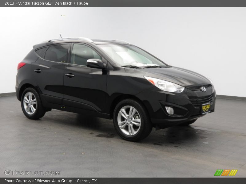 Ash Black / Taupe 2013 Hyundai Tucson GLS