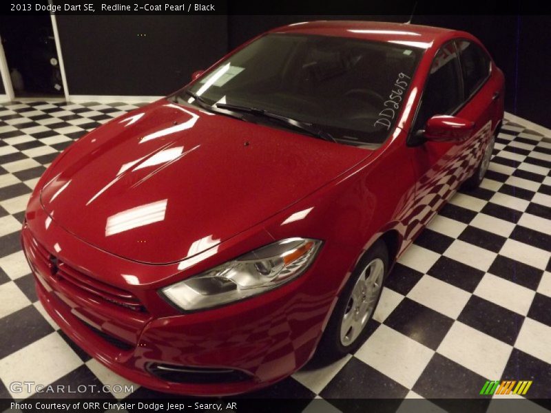 Redline 2-Coat Pearl / Black 2013 Dodge Dart SE